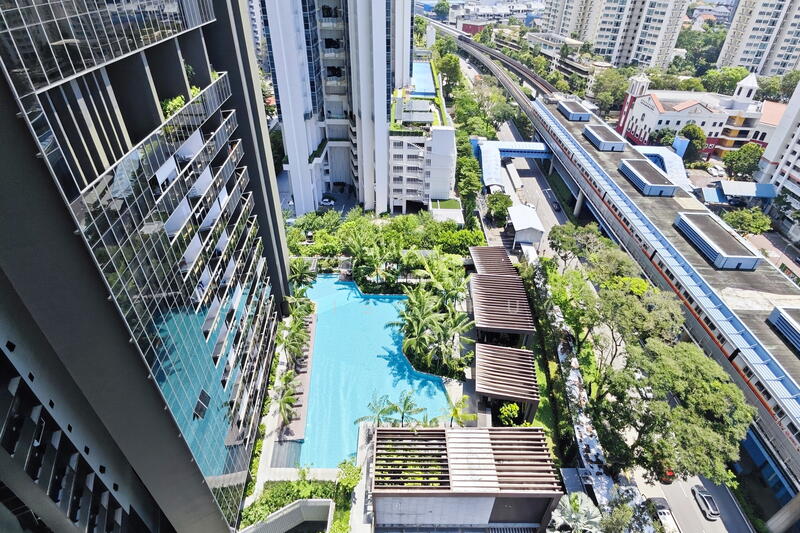 For Rent - Commonwealth Towers