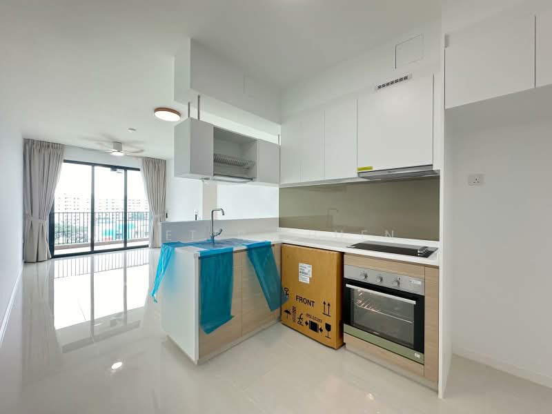 Treasure at Tampines, 9 Tampines Lane, 3 Bedrooms, 883 sqft, Condominium For Rent, by Peter Shuen, 25317386 - PropertyGuru.com.sg