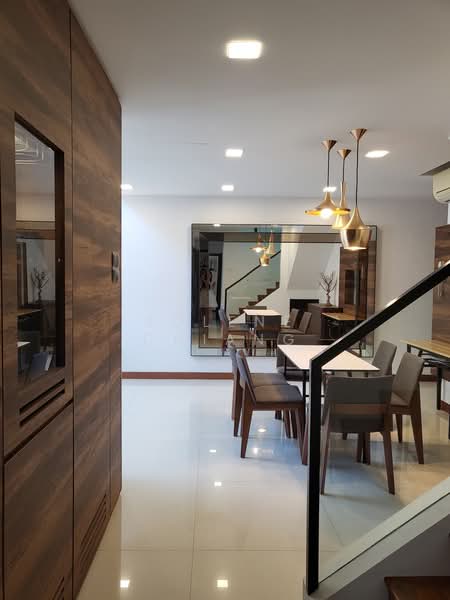Seletar Springs Condominium, 106 Gerald Drive, 4 Bedrooms, 2,239 sqft, Condominium For Rent, by Jolene Chiang, 25317576 - Wine Fridge next to Dining - PropertyGuru.com.sg