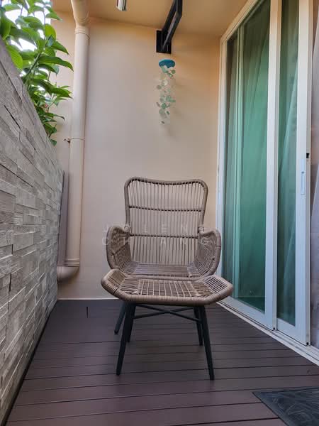 Seletar Springs Condominium, 106 Gerald Drive, 4 Bedrooms, 2,239 sqft, Condominium For Rent, by Jolene Chiang, 25317576 - Private Balcony in Master Room - PropertyGuru.com.sg