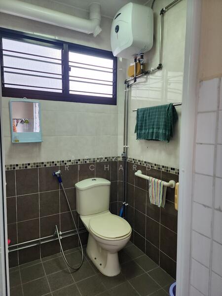 367 Bukit Batok Street 31, 367 Bukit Batok Street 31, 2 Bedrooms, 721 sqft, HDB Flat For Rent, by Asokan Richard, 25317583 - PropertyGuru.com.sg