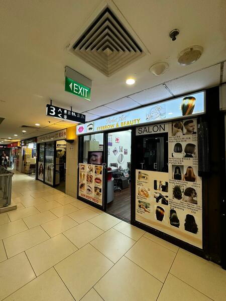 Lucky Plaza, 304 Orchard Road, 441 sqft, Mall Shop For Sale, by Claire Tey, 25318921 - CommercialGuru.com.sg