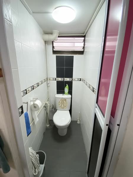 20 Dover Crescent, 20 Dover Crescent, 2 Bedrooms, 700 sqft, HDB Flat For Rent, by Tan Chea Yang, 25318924 - PropertyGuru.com.sg