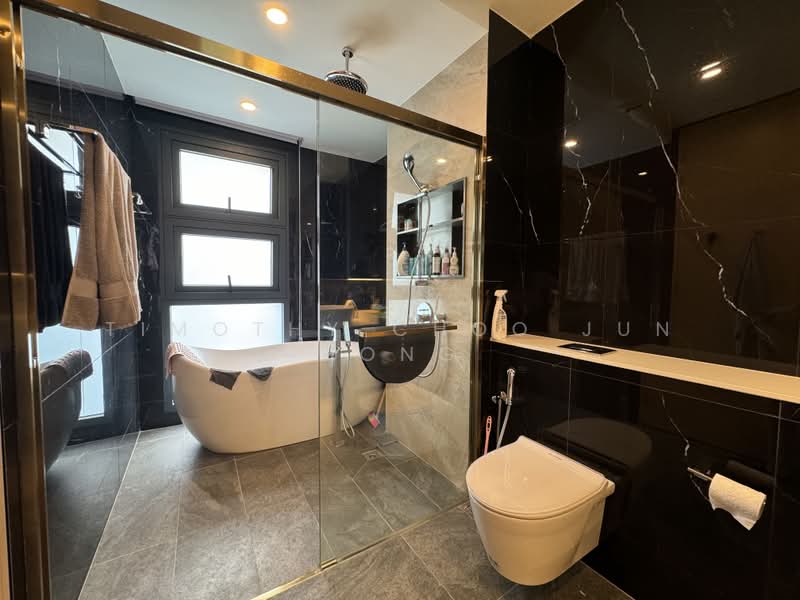 Newly A&A Detached home in Picardy Gardens Bedok, Jalan Pari Burong, 9 Bedrooms, 9,185 sqft, Detached House For Sale, by Timothy Choo Jun Hong, 25319091 - PropertyGuru.com.sg