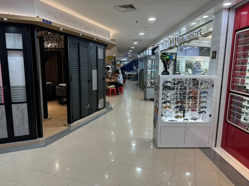 Queensway Shopping Centre, 1 Queensway, Alexandra / Commonwealth, 538 sqft, Mall Shop For Rent, by Jane Ee, 25319885 - CommercialGuru.com.sg