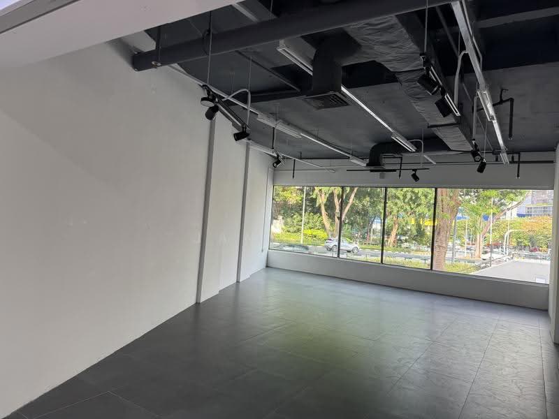 Queensway Shopping Centre, 1 Queensway, Alexandra / Commonwealth, 538 sqft, Mall Shop For Rent, by Jane Ee, 25319885 - CommercialGuru.com.sg