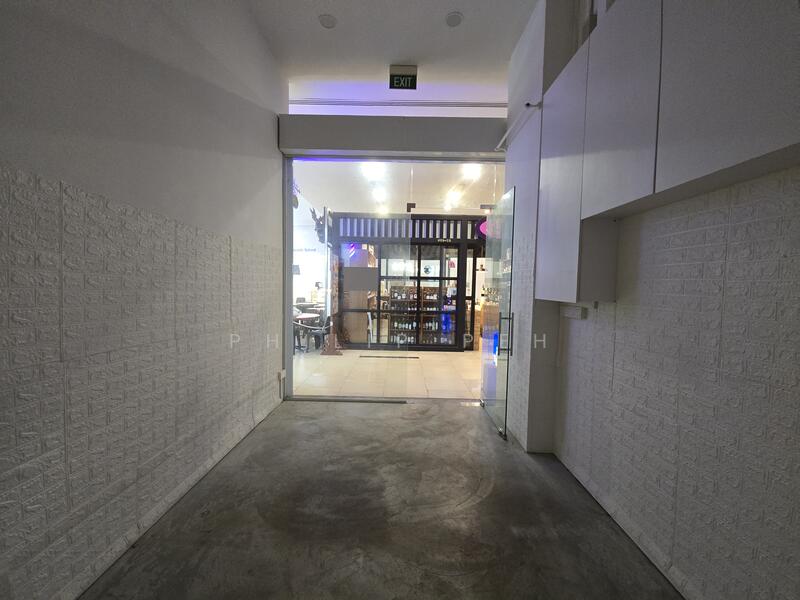 Alexandra Central, 321 Alexandra Road singapore, Alexandra / Commonwealth, 161 sqft, Other Retail For Rent, by Philip Peh, 25319910 - CommercialGuru.com.sg