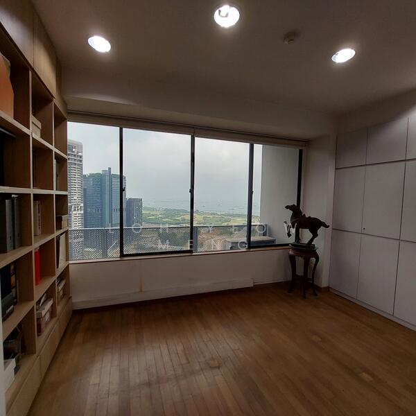 For Sale - International Plaza