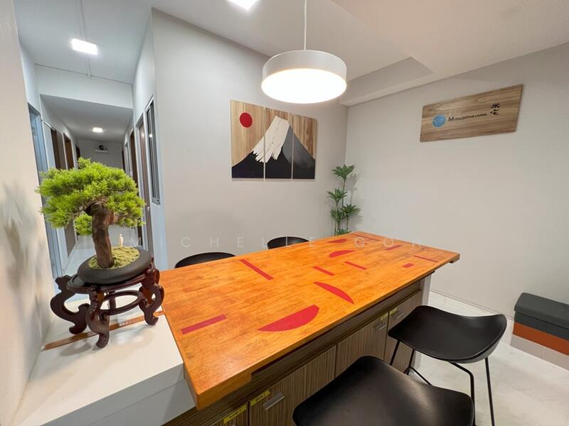 For Rent - The Lakeshore