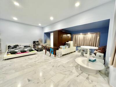 For Sale - D18 Renovated 2-storey SemiD 999yr Walk to Pasir Ris Beach/Elias Mall/MRT