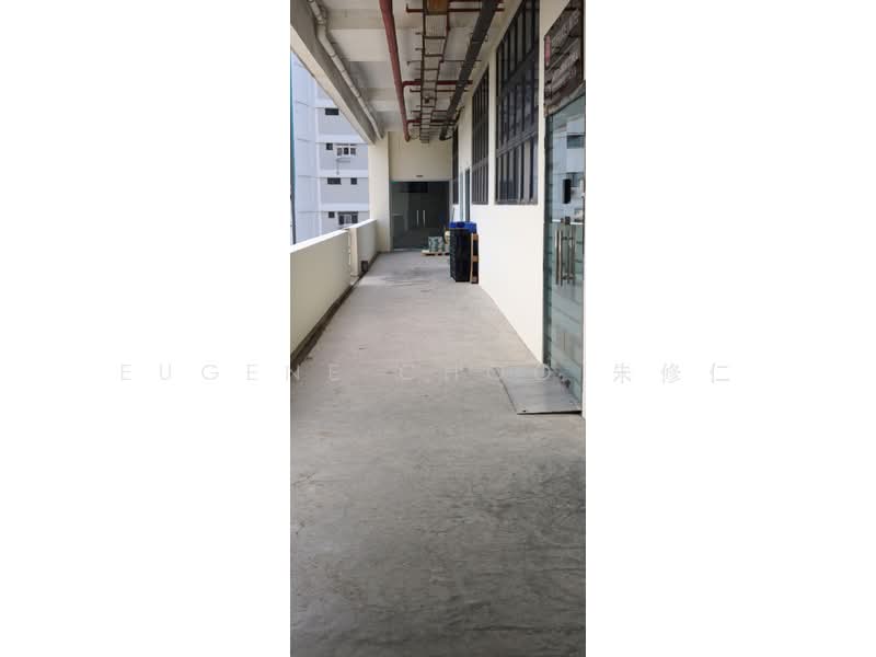 Fitted with aircon, vinyl floor, new paint & glass door, 10 Upper Aljunied Link, Macpherson / Potong Pasir, 2,200 sqft, Light Industrial (B1) For Rent, by Eugene Choo 朱修仁, 25320804 - CommercialGuru.com.sg