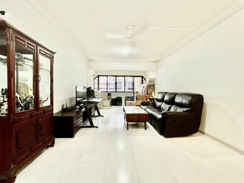236 Bukit Batok East Avenue 5, 236 Bukit Batok East Avenue 5, 3 Bedrooms, 1,302 sqft, HDB Flat For Sale, by Eugen Tan, 25321129 - PropertyGuru.com.sg
