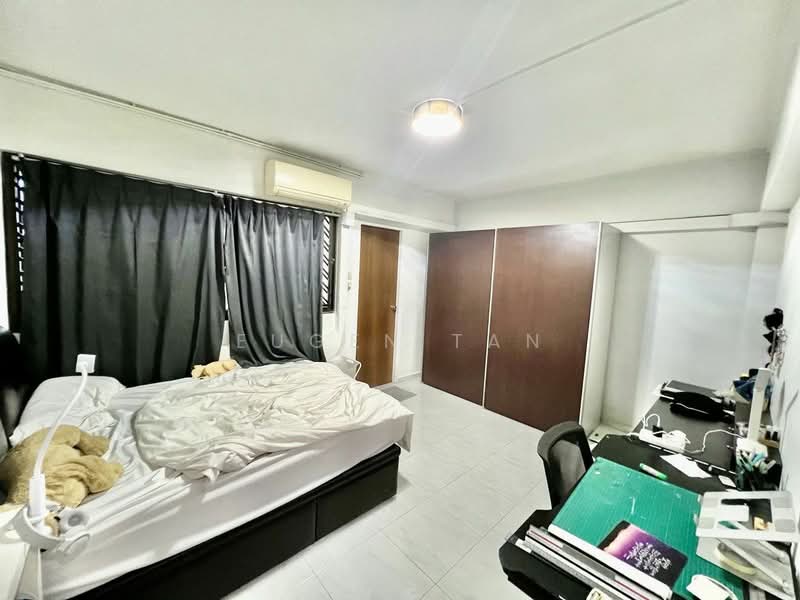 236 Bukit Batok East Avenue 5, 236 Bukit Batok East Avenue 5, 3 Bedrooms, 1,302 sqft, HDB Flat For Sale, by Eugen Tan, 25321129 - PropertyGuru.com.sg