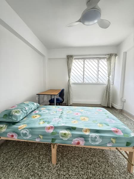 15 Bedok South Road, 15 Bedok South Road, Room Rental, 120 sqft, HDB Flat For Rent, by Kris Poh, 25321644 - PropertyGuru.com.sg
