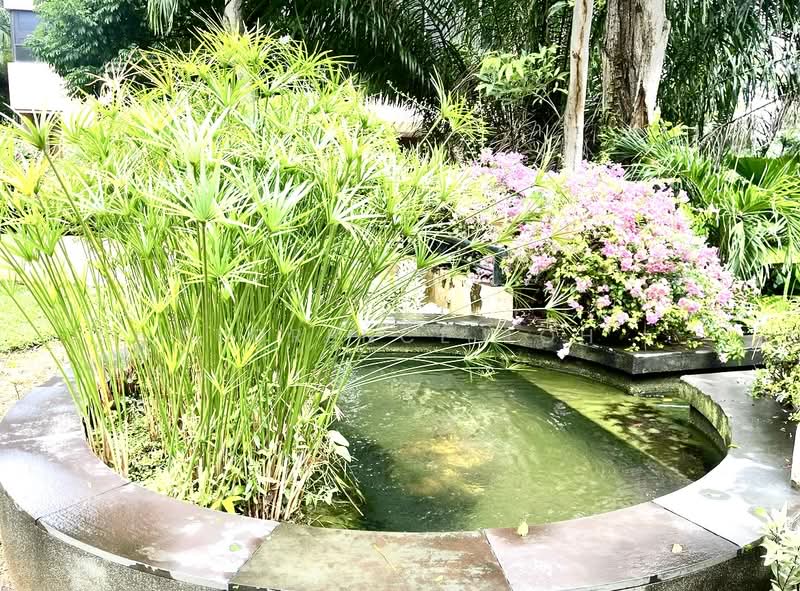 For Rent - Four Seasons Park