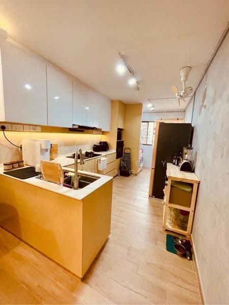 182 Bukit Batok West Avenue 8, 182 Bukit Batok West Avenue 8, Dairy Farm / Bukit Panjang / Choa Chu Kang, Room Rental, 118 sqft, HDB Flat For Rent, by Teddy Ng Yu Ming, 25322101 - PropertyGuru.com.sg