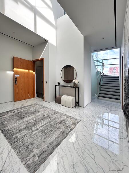 For Sale - Beautiful and Spacious Penthouse in Prime CBD