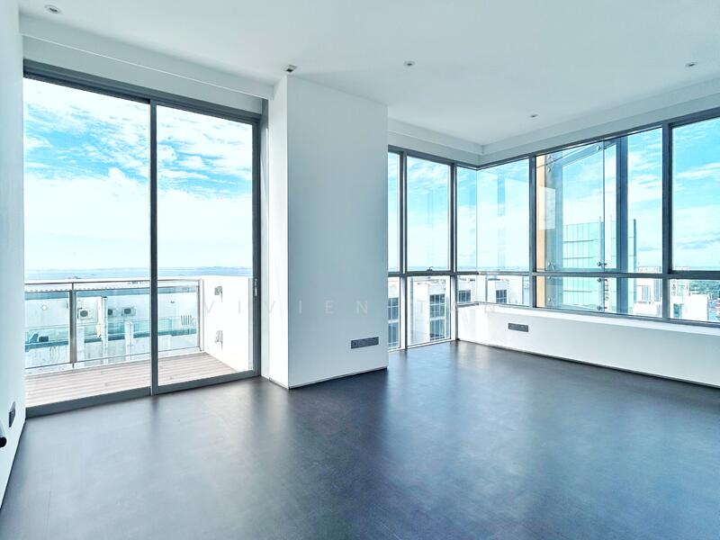 For Sale - Beautiful and Spacious Penthouse in Prime CBD