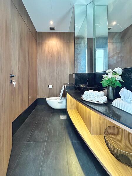 For Sale - Beautiful and Spacious Penthouse in Prime CBD