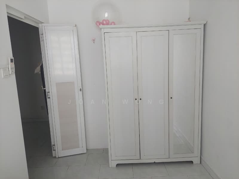 For Rent - Elizabeth Tower