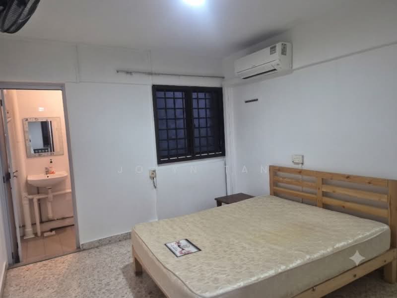 575 Ang Mo Kio Avenue 10, 575 Ang Mo Kio Avenue 10, 2 Bedrooms, 721 sqft, HDB Flat For Rent, by Jolyn Tan, 25322643 - PropertyGuru.com.sg