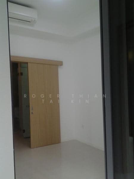 Boathouse Residences, 33 Upper Serangoon View, Hougang / Punggol / Sengkang, 2 Bedrooms, 710 sqft, Condominium For Rent, by Roger TTK, 25323296 - PropertyGuru.com.sg