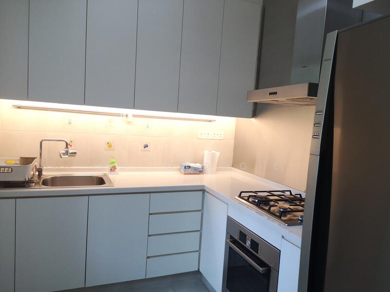 The Cornwall, 2 Cornwall Gardens, Tanglin / Holland / Bukit Timah, 2 Bedrooms, 1,044 sqft, Condominium For Sale, by Ms. Georgie, 25323368 - PropertyGuru.com.sg
