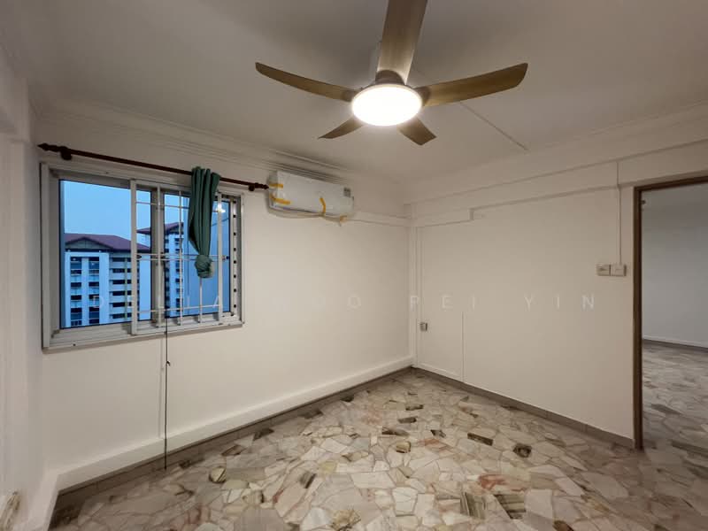 257 Jurong East Street 24, 257 Jurong East Street 24, Room Rental, 100 sqft, HDB Flat For Rent, by Delia Woo Pei Yin, 25323383 - PropertyGuru.com.sg