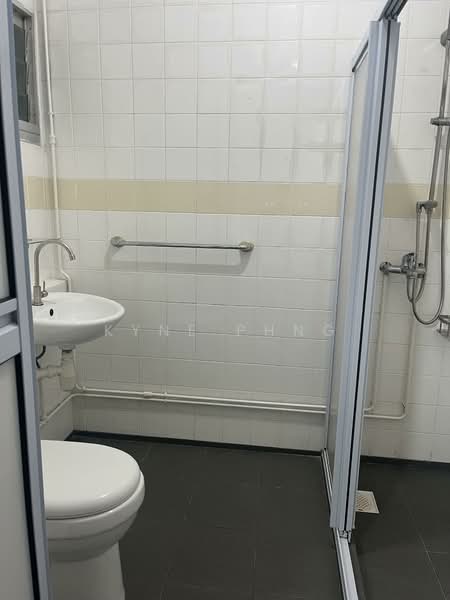 29A Chai Chee Avenue, 29A Chai Chee Avenue, 2 Bedrooms, 1,500 sqft, HDB Flat For Rent, by Kyne Phng, 25323802 - PropertyGuru.com.sg