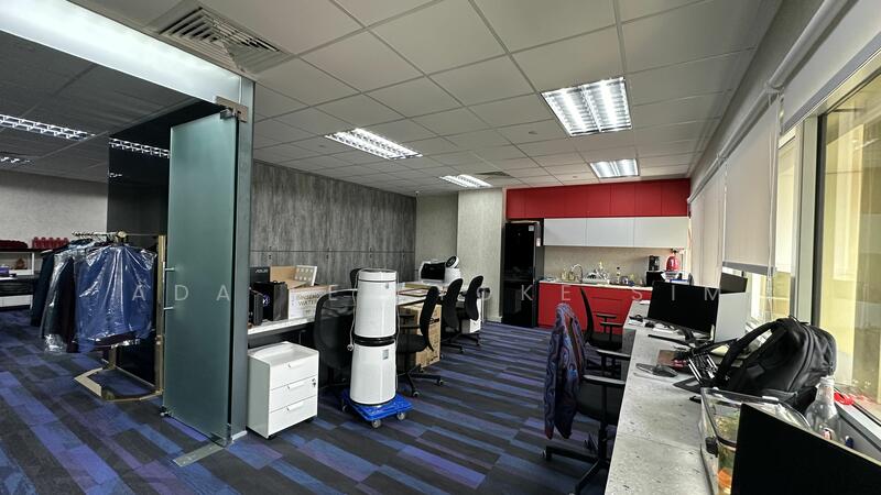TripleOne Somerset, 111 Somerset Road, 936 sqft, Office For Sale, by Ada Lee Yoke Sim, 25324951 - CommercialGuru.com.sg