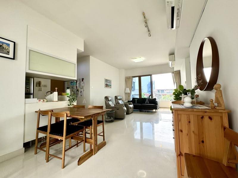The Maylea, 242F Pasir Panjang Road, Buona Vista / West Coast / Clementi New Town, 3 Bedrooms, 1,259 sqft, Condominium For Rent, by Wayne Tan, 25325333 - PropertyGuru.com.sg