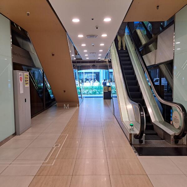 High Street Plaza, 77 High Street, 614 sqft, Mall Shop For Rent, by Mike ., 25325359 - CommercialGuru.com.sg