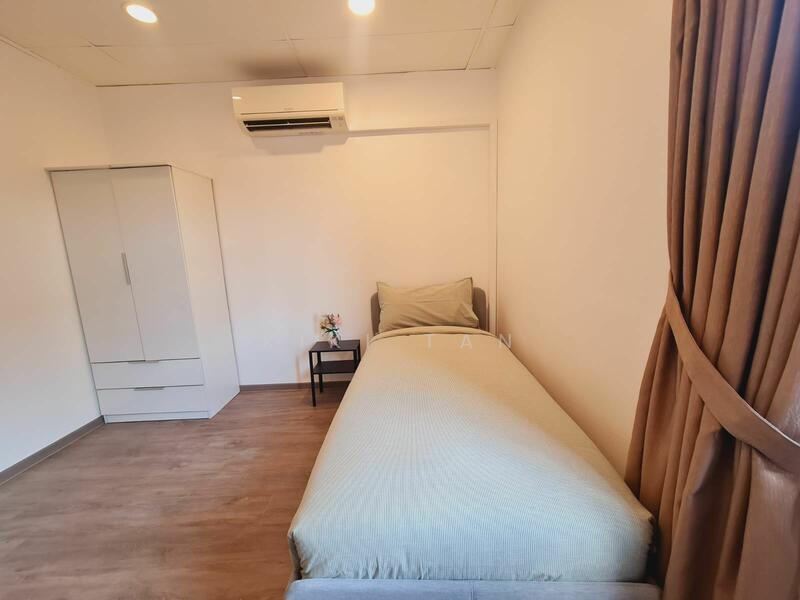 For Rent - 15 South Buona Vista Rd, Singapore 118146