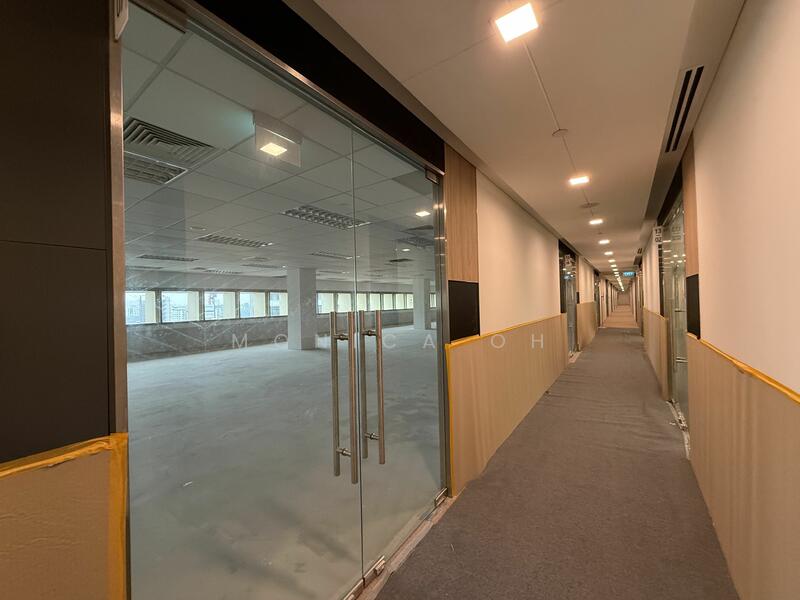 TripleOne Somerset, 111 Somerset Road, 1,561 sqft, Office For Rent, by Monica Oh, 25326015 - CommercialGuru.com.sg