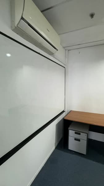 Henderson Industrial Park, 203 Henderson Road, 1,500 sqft, Light Industrial (B1) For Rent, by Stephenie Jia Hui, 25326038 - CommercialGuru.com.sg