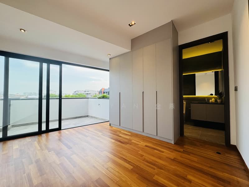 Brand new & freehold, 4 levels with Lift, 2cars ,living & dining hall with marble floor&high ceiling, Joo Chiat - Kim Yan call 8130 3636 to view, 5 Bedrooms, 4,384 sqft, Terraced House For Sale, by Kim Yan 金燕, 25326086 - PropertyGuru.com.sg