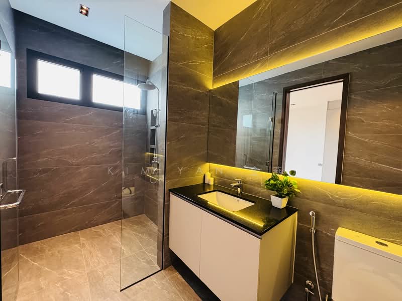 Brand new & freehold, 4 levels with Lift, 2cars ,living & dining hall with marble floor&high ceiling, Joo Chiat - Kim Yan call 8130 3636 to view, 5 Bedrooms, 4,384 sqft, Terraced House For Sale, by Kim Yan 金燕, 25326086 - PropertyGuru.com.sg