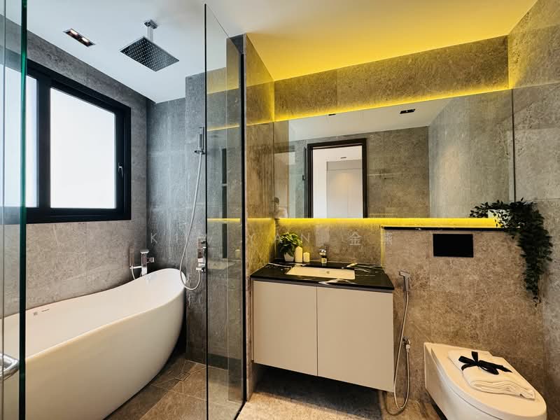 Brand new & freehold, 4 levels with Lift, 2cars ,living & dining hall with marble floor&high ceiling, Joo Chiat - Kim Yan call 8130 3636 to view, 5 Bedrooms, 4,384 sqft, Terraced House For Sale, by Kim Yan 金燕, 25326086 - PropertyGuru.com.sg