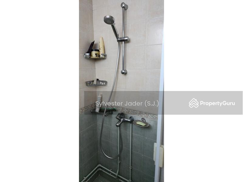 For Sale - 648 Hougang Avenue 8
