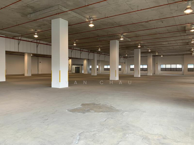 $1.20psf | 7m Clear | Ample Bays