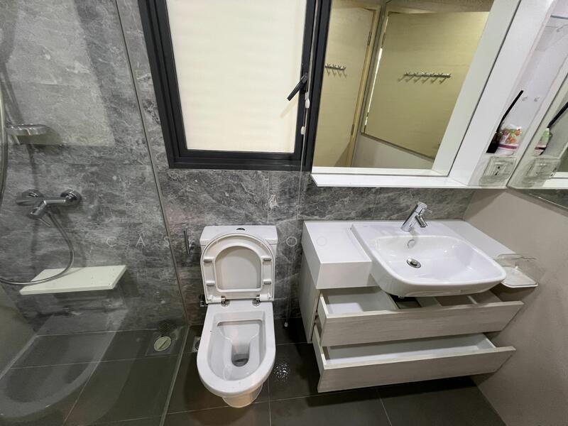 The Luxurie, 17 Compassvale Road, 2 Bedrooms, 775 sqft, Condominium For Rent, by Casey Koo 古家进, 25326401 - PropertyGuru.com.sg