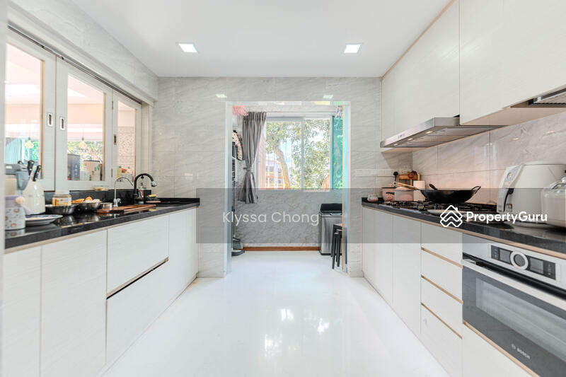 For Sale - 889A Tampines Street 81