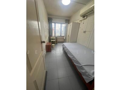 For Rent - People's Park Complex