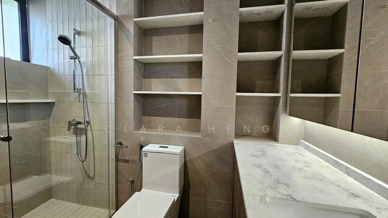 XL Single-level Apartment with Large Bedrooms, nr Mall & MRT, Claymore/ Orchard Rd, Orchard / River Valley, 4 Bedrooms, 3,348 sqft, Condominium For Rent, by Clara Heng, 25327531 - PropertyGuru.com.sg