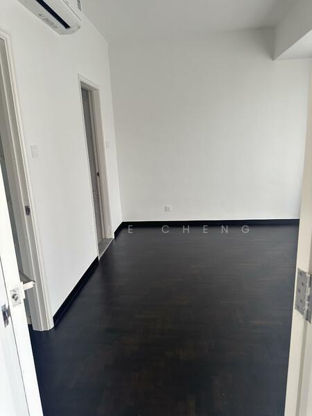 Bedroom with bath and walk in wardrobe