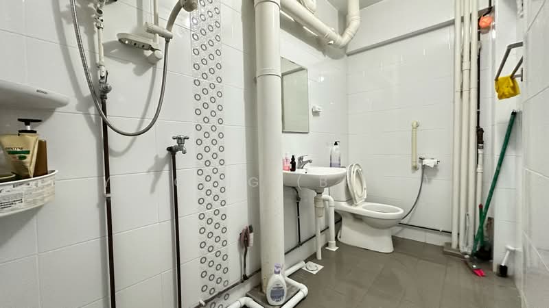 452 Jurong West Street 42, 452 Jurong West Street 42, 3 Bedrooms, 1,432 sqft, HDB Flat For Rent, by Yu Qing (Bron), 25328546 - PropertyGuru.com.sg
