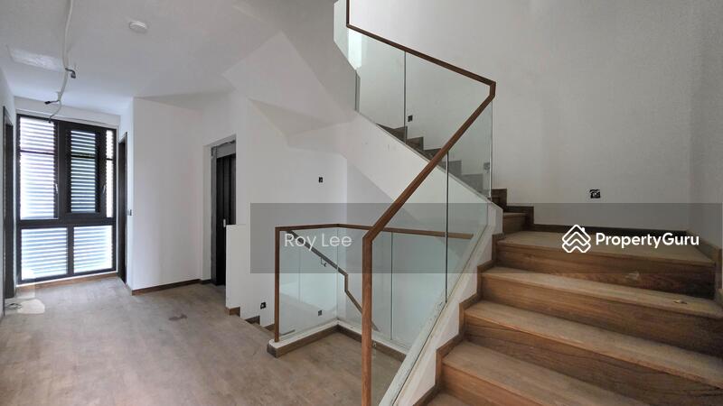 For Sale - ⭐️ Eminence Landed ⭐️ D17 Brand New Corner-T @ Pasir Ris