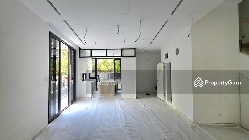 For Sale - ⭐️ Eminence Landed ⭐️ D17 Brand New Corner-T @ Pasir Ris