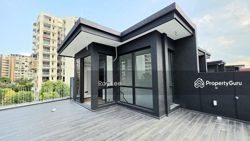 For Sale - ⭐️ Eminence Landed ⭐️ D17 Brand New Corner-T @ Pasir Ris