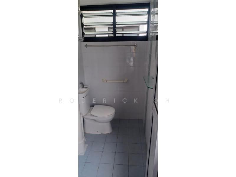 586 Ang Mo Kio Avenue 3, 586 Ang Mo Kio Avenue 3, Ang Mo Kio / Bishan / Thomson, Room Rental, 100 sqft, HDB Flat For Rent, by Roderick Oh, 25329390 - PropertyGuru.com.sg